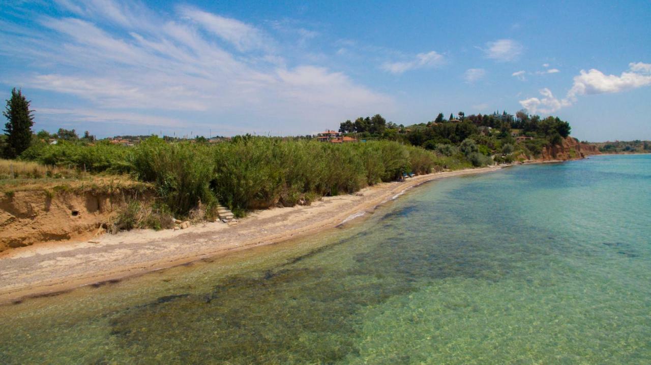 Magnificent Seascape Villa On A Secluded Beach Nea Moudhania Exteriör bild