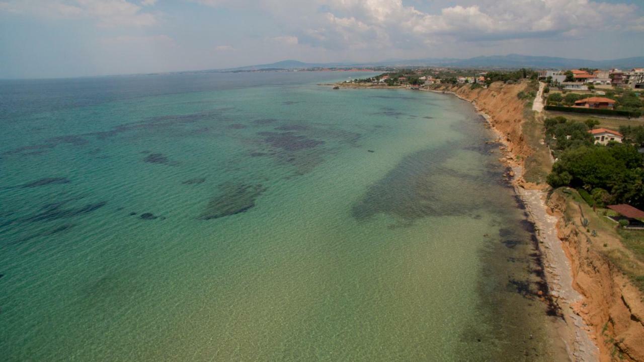 Magnificent Seascape Villa On A Secluded Beach Nea Moudhania Exteriör bild